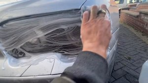 BMW - Е65 / НЕБОЛЬШОЙ РЕМОНТ / очистел фару и заменил лампочки на Ангельские глазки.