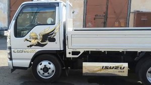 Isuzu Elf 4.8L