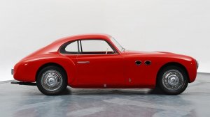 Скульптура на колёсах - Cisitalia 202.