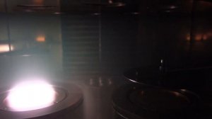 Работа магнетронов в вакуумной камере