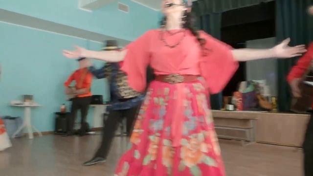 Вечеринка в цыганском стиле ( 2 часть ) смотреть онлайн