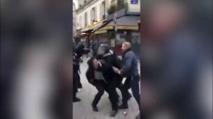 Alexandre Benalla, un proche conseiller du président, a été filmé en train de frapper un manifestant