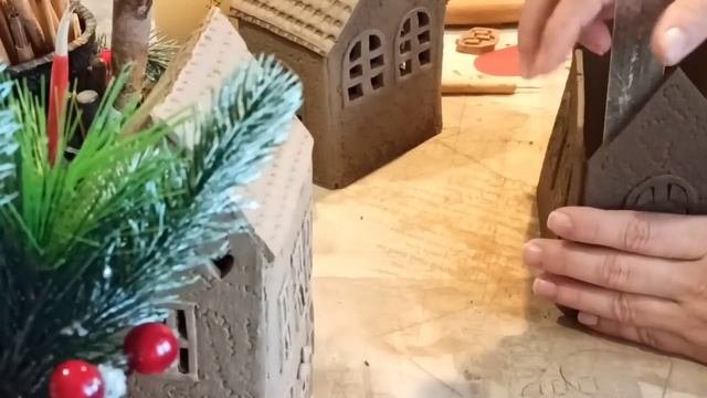 Кто живёт в камине? Сказочная история украшения камина.