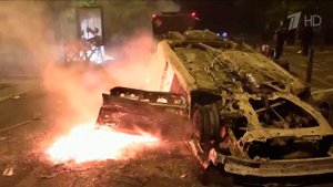 Францию этой ночью снова накрыла волна погромов и насилия