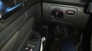VW Golf 5 - регулировка зеркал.