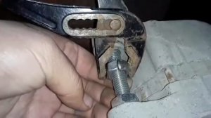 Как накрутить (врезать) гайку на шпильку. How to screw (embed) a nut on a hairpin