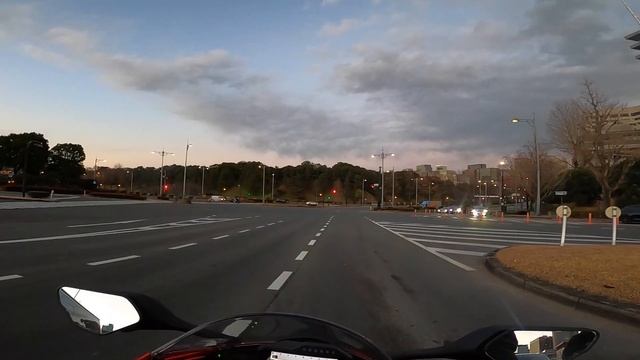 【CBR1000RR-R FIREBLADE SP】Tokyo Sunset. Normal Akrapovic Exhaust Sound. смотреть онлайн
