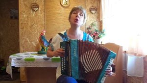 Тум балалайка под гармонь