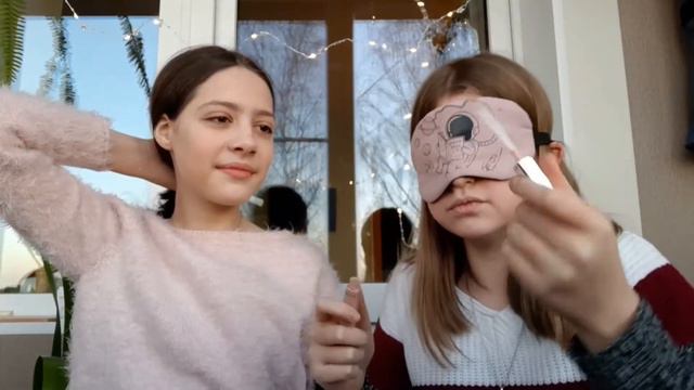 МАКИЯЖ в СЛЕПУЮ ||с Настей/красимся с закрытыми глазами💄🖌 смотреть онлайн