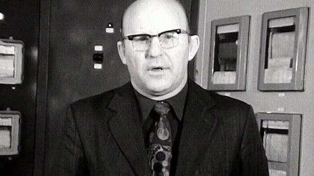 1975 год. Надым. Начальник предприятия Надымгазпром Владислав Стрижов.