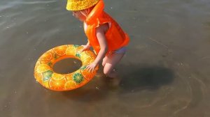 Озеро Старица. Купаемся с Миланой и Мамой на озере. температура 30 градусов