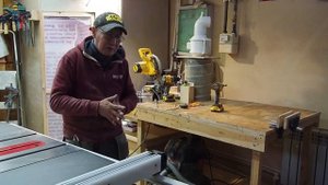 Любительская мастерская в 20 квадратах в гараже.