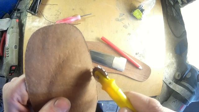 Ножны из кожи и коровьего рога своими руками смотреть онлайн