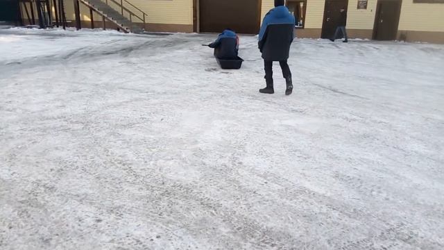 Покатушки на мотобуксировщике. смотреть онлайн