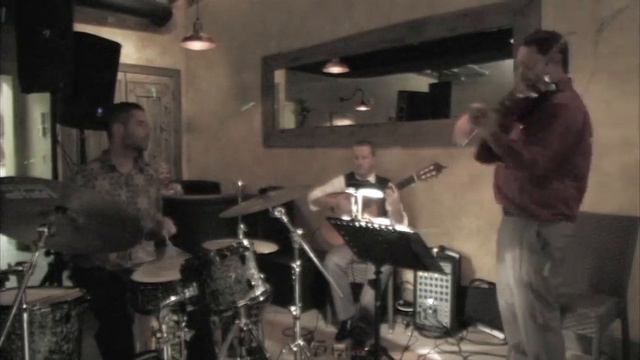 Made in Italy - Bossa Dorado смотреть онлайн