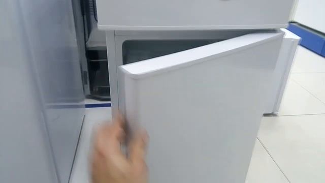 Холодильник Centek CT 1704 85DD эргономика внутреннего пространства смотреть онлайн