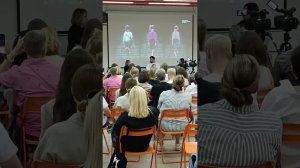 Public-talk: «Как и зачем разбирать модные показы?» в Британке (главное)