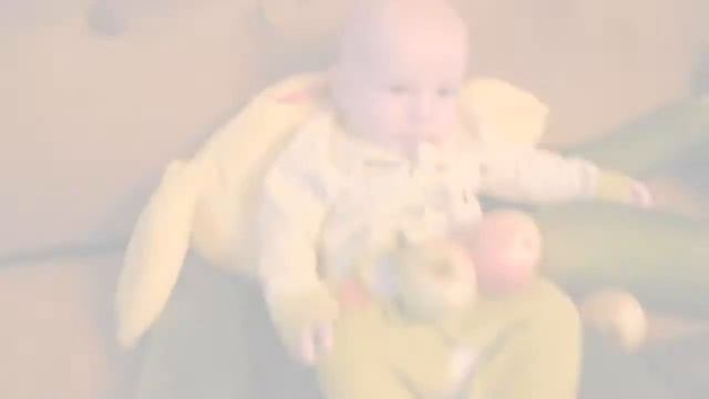 201008. Первый выезд на дачу. Первые "слова". смотреть онлайн