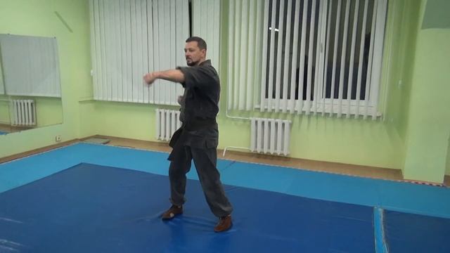 Базовая форма движений рук - Пенчак Силат
