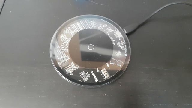 Baseus Simple - обзор беспроводной зарядки с прозрачной крышкой