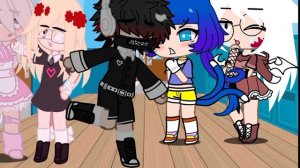 красит губы сладкая конфета