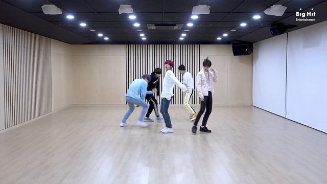 TXT (투모로우바이투게더) ‘Drama’ Dance Practice