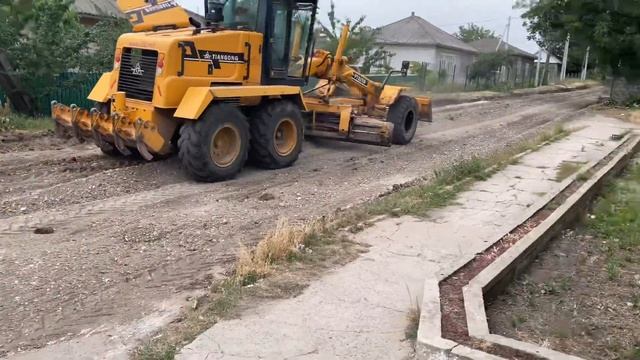 Ремонт дороги в микрорайоне Копачанка 2022 смотреть онлайн