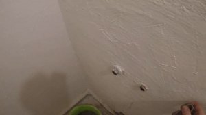 Как выкрутить эксцентрики смесителя для ванны!