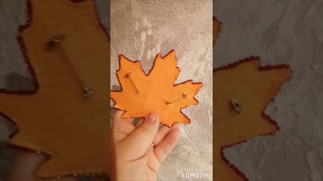 Брошь Кленовый лист из бисера своими руками. Моя работа