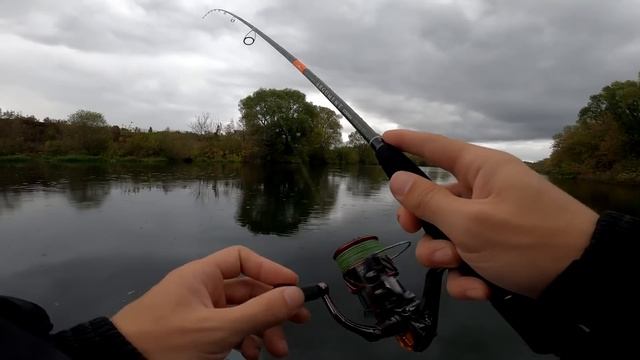 Осень щука ARGUMENT | Удачная приманка спасла рыбаку | Как ловить щуку и окуня в октябре на резину смотреть онлайн