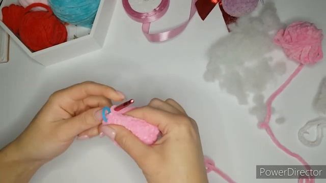 ЛЕВША ВЯЖЕТ/ ЁЛОЧНЫЙ ШАР смотреть онлайн