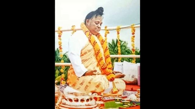 Jai Ambe Jagadambe, a Bhajan by AMMA, Sri Mata Amritanandamayi Devi. смотреть онлайн