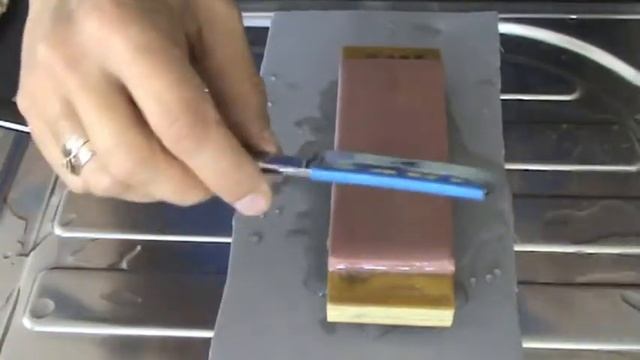 Восстановление опасной бритвы Bengall, T R Cadman & sons straight razor restoration. смотреть онлайн