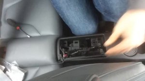 Audi TT MK2 Phone Cradle Removal