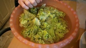 Думать как шеф. Как мыть салат.