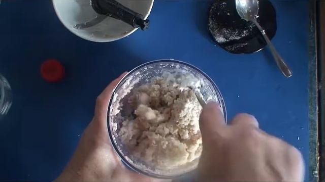 Рецепт: Как приготовить хрен (Два рецепта)