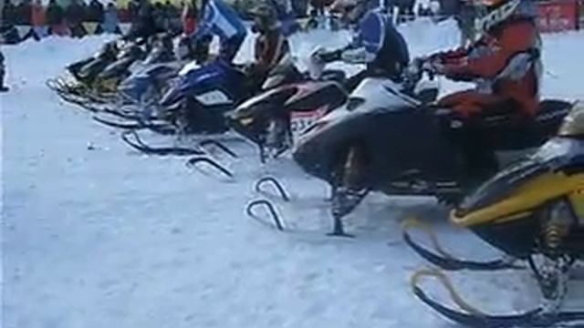 Покатушки на снегоходах. Старт. смотреть онлайн