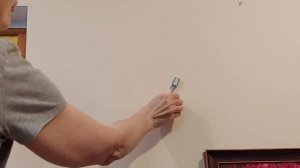 Как повесить картину из алмазной мозаики на стену из гипсокартона самой - без мужчин