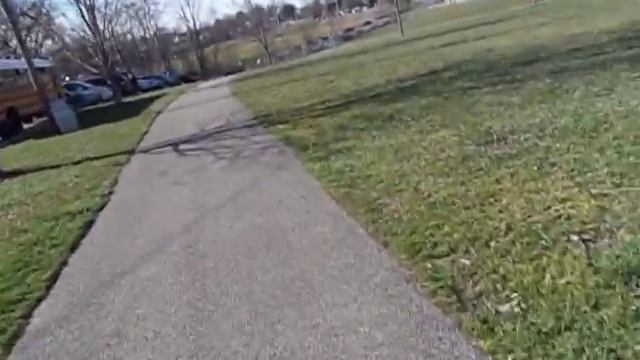 The park is full... смотреть онлайн