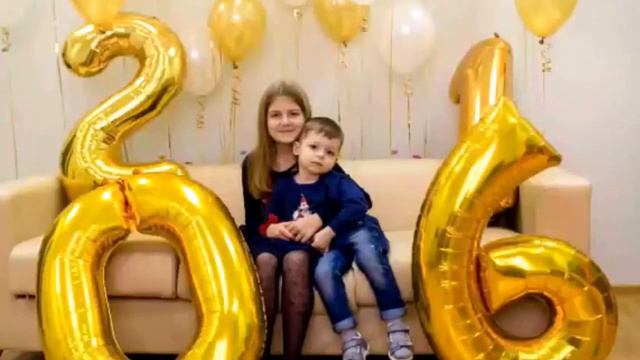 Спасибо моей подруге за подарок :) смотреть онлайн