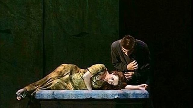 Notre Dame de Paris Belle (Instrumental) смотреть онлайн