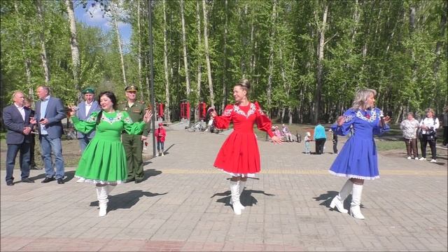 Ансамбль "Разгуляй". г.Ачинск. 28.05.23г. Автор видео Елена Цыганова