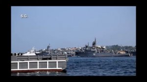 Выходит тральщик...   исп. муз. Евгений Лощилов,сл. Анатолий Казанцев