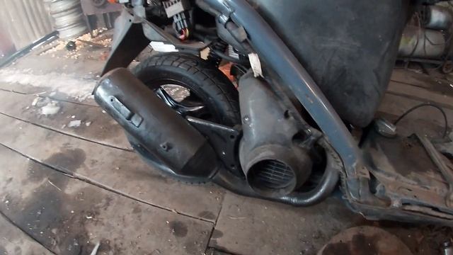 Honda Dio 27 за много рублей. Запускаем после долгого простоя смотреть онлайн