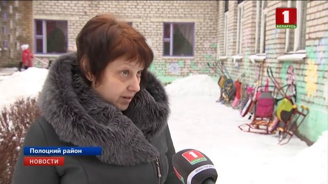 В деревне Фариново Полоцкого района зимует аист смотреть онлайн