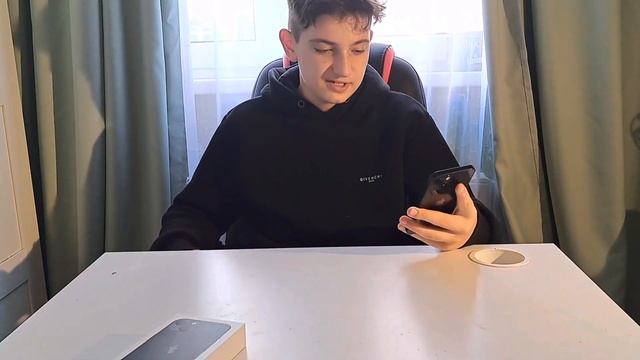 iPhone 13 в 2023/обзор/ смотреть онлайн