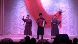 Семейный ансамбль Чернышовых, станица Кутейниковская. Эскадрон казачий.