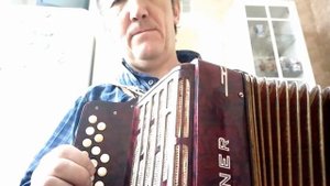 Гармонь Hohner Случайный перебор