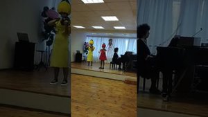 Карен Хачатурян. 'Груша наигрывает на скрипке'. Беззубцева Александра, Клименко Варвара.