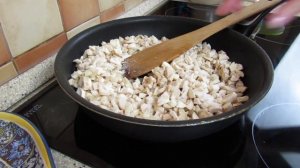 Мясные ватрушки с грибами и сыром